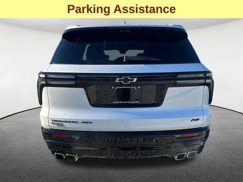 Used 2025 Chevrolet Traverse RS w/ LPO, Floor Liner Package image 12