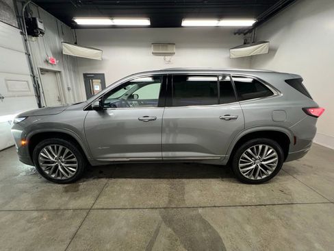 New 2026 Buick Enclave Avenir w/ Super Cruise Package image 4