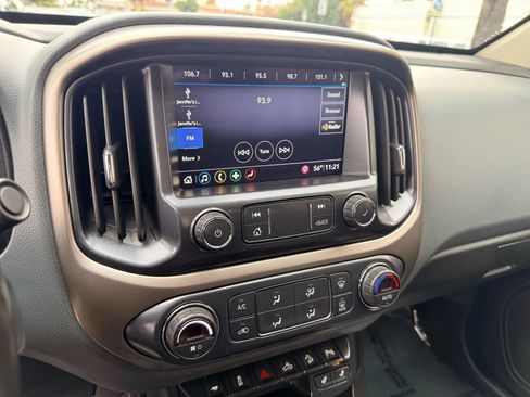 Used 2019 Chevrolet Colorado Z71 image 19