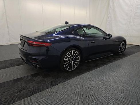 Used 2024 Maserati GranTurismo Trofeo image 2
