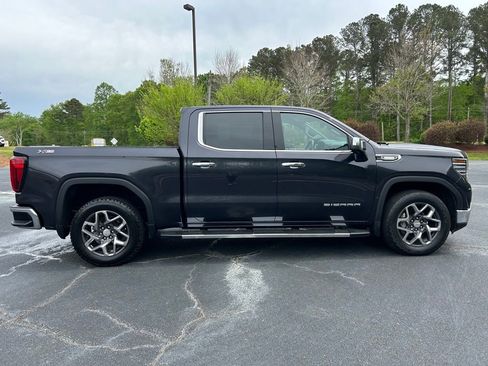 Used 2023 GMC Sierra 1500 SLT w/ SLT Convenience Package AWD/4WD image 26