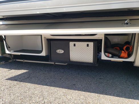 Used 2008 Freightliner Sprinter 3500 image 31