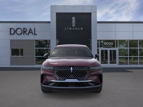 New 2025 Lincoln Nautilus Premier image 6