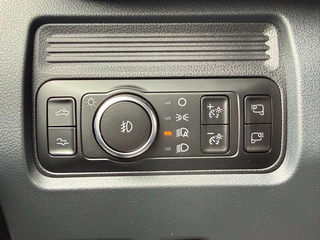 Used 2026 Ford F450 Platinum AWD/4WD image 27