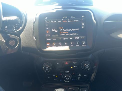 Used 2023 Jeep Renegade Trailhawk w/ Sun/Sound Group AWD/4WD image 15