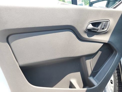 Used 2025 Ford Transit 250 Low Roof w/ Exterior Upgrade Package RWD image 12