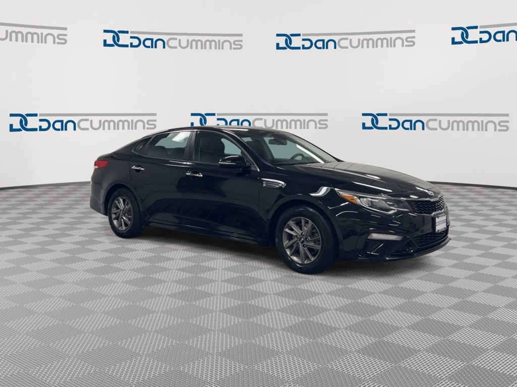 Used 2019 Kia Optima LX FWD image 2
