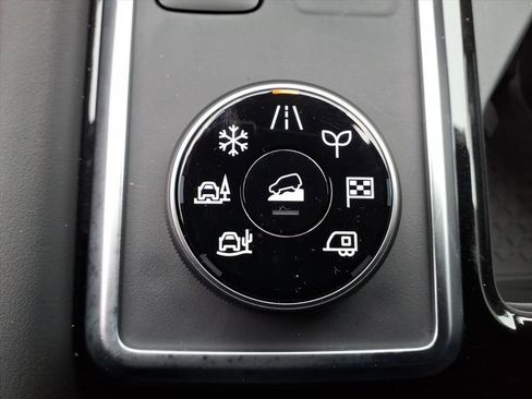 New 2026 Nissan Pathfinder SV AWD/4WD image 31