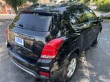 Used 2019 Chevrolet Trax LT w/ LT Convenience Package image 3
