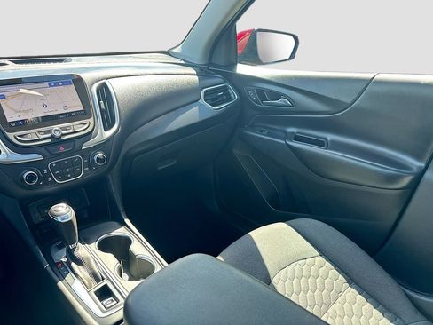 Used 2020 Chevrolet Equinox LT AWD/4WD image 23