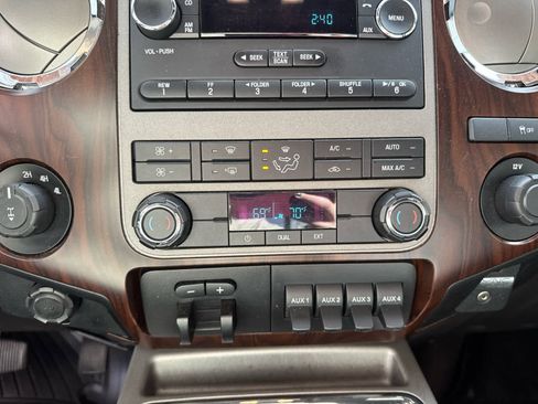 Used 2012 Ford F350 Lariat w/ Chrome Pkg image 26