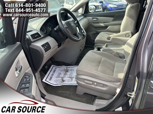 Used 2016 Honda Odyssey SE image 11