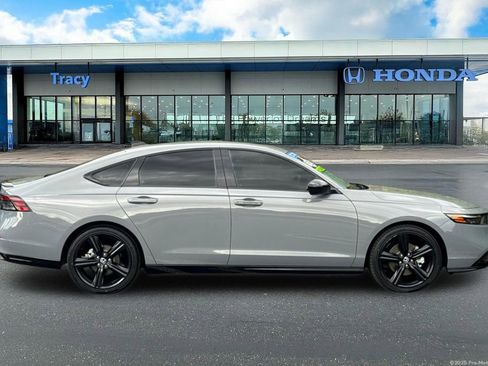 Certified 2025 Honda Accord Sport image 4