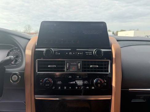 Used 2022 INFINITI QX80 Sensory w/ Cargo Package image 23