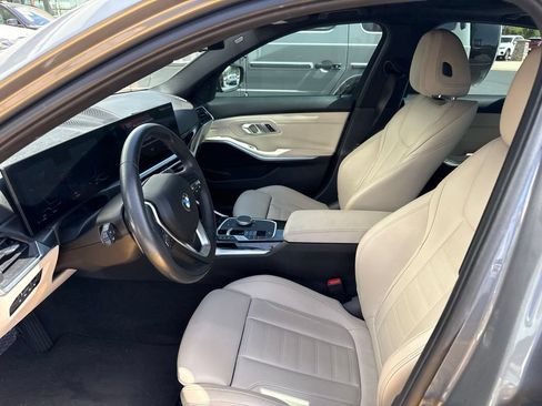 Used 2023 BMW 330i Sedan w/ Premium Package RWD image 9