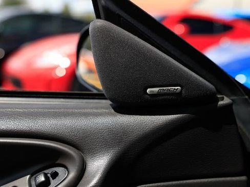 Used 2001 Ford Mustang GT image 40