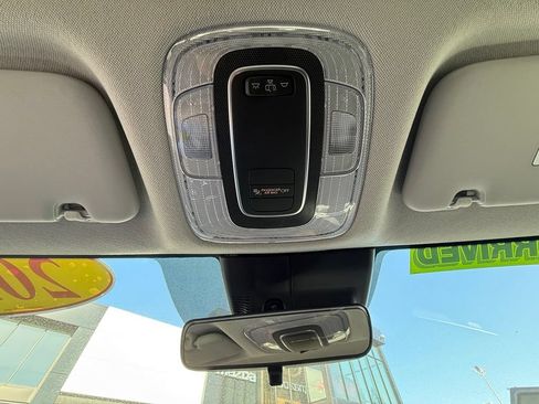 Used 2026 Hyundai Elantra Hybrid FWD image 32