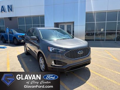 Used 2024 Ford Edge SEL w/ Convenience Package