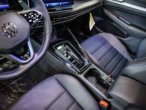 New 2026 Volkswagen Golf image 29