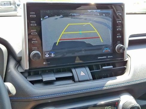 Used 2022 Toyota RAV4 SE image 22