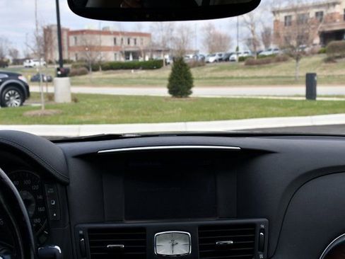 Used 2016 INFINITI Q70 L 3.7 w/ Deluxe Touring Package image 20