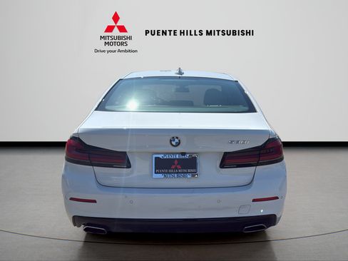 Used 2022 BMW 530i w/ Convenience Package RWD image 6
