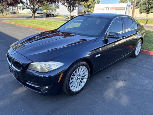 Used 2011 BMW 535i Sedan image 6