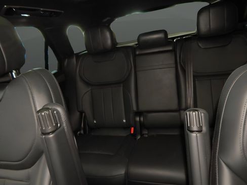 Used 2023 Land Rover Range Rover Sport SE AWD/4WD image 19