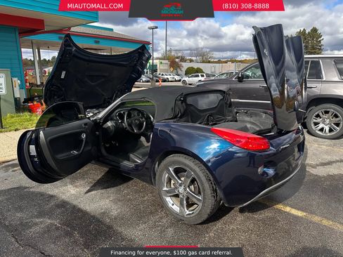 Used 2007 Pontiac Solstice Convertible 2D w/ Premium Package image 12