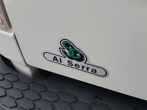 Used 2016 RAM 1500 Laramie w/ Convenience Group image 8