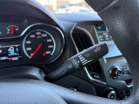 Used 2017 Chevrolet Cruze LT w/ Sun And Sound Package FWD image 15