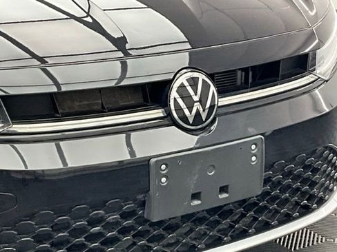 Used 2025 Volkswagen Jetta SE FWD image 29