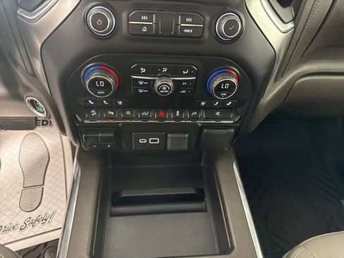 Used 2021 Chevrolet Silverado 1500 LTZ w/ Z71 Off-Road Package image 33