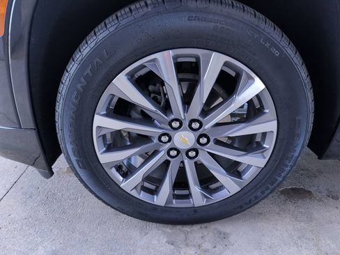 Used 2023 Chevrolet Traverse Premier w/ LPO, Floor Liner Package FWD image 26