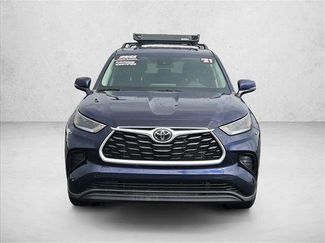 Used 2021 Toyota Highlander L video 2