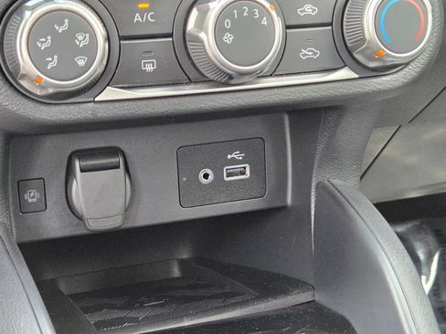Used 2025 Nissan Versa SV w/ Trunk Package FWD image 24