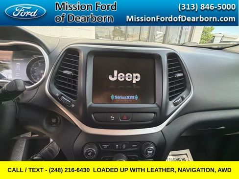 Used 2018 Jeep Cherokee Overland AWD/4WD image 27