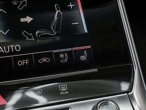 Used 2021 Audi RS 7 Sportback w/ Carbon Optic Package image 40