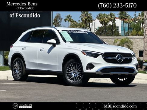 Certified 2025 Mercedes-Benz GLC 300 image 1