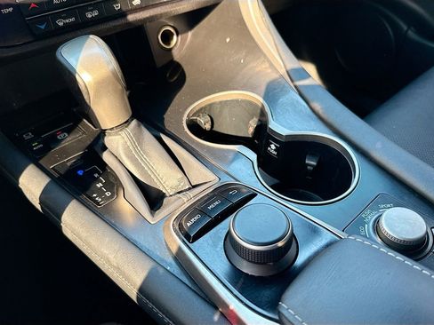 Used 2019 Lexus RX 350 FWD image 17