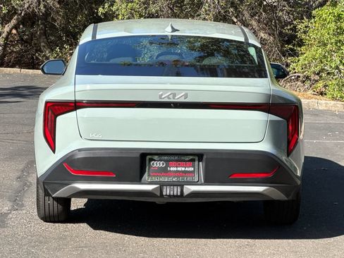 Used 2025 Kia K4 FWD image 6