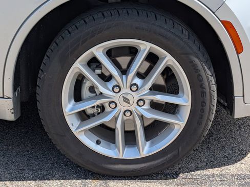 Used 2024 Dodge Durango GT AWD/4WD image 15