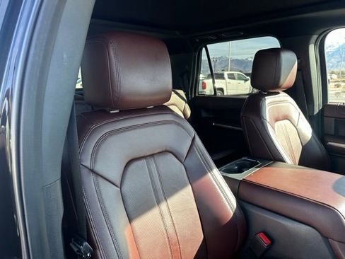 Used 2023 Ford Expedition Max Limited AWD/4WD image 18