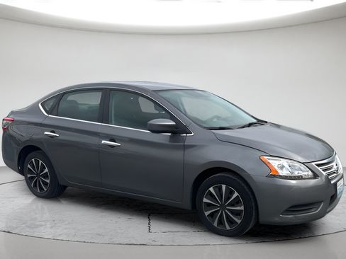 Used 2015 Nissan Sentra SV FWD image 3