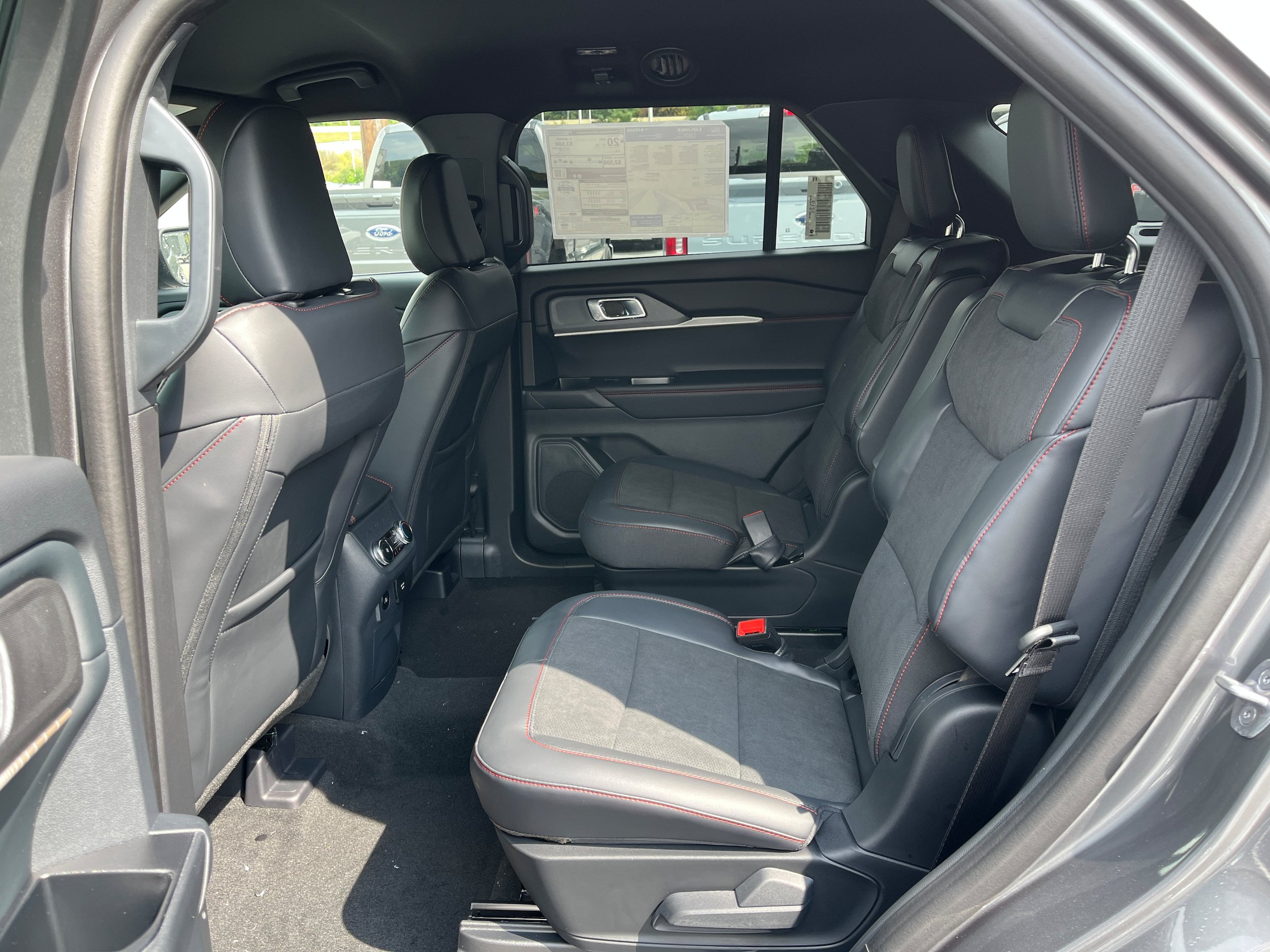 New 2027 Ford Explorer ST AWD/4WD image 11