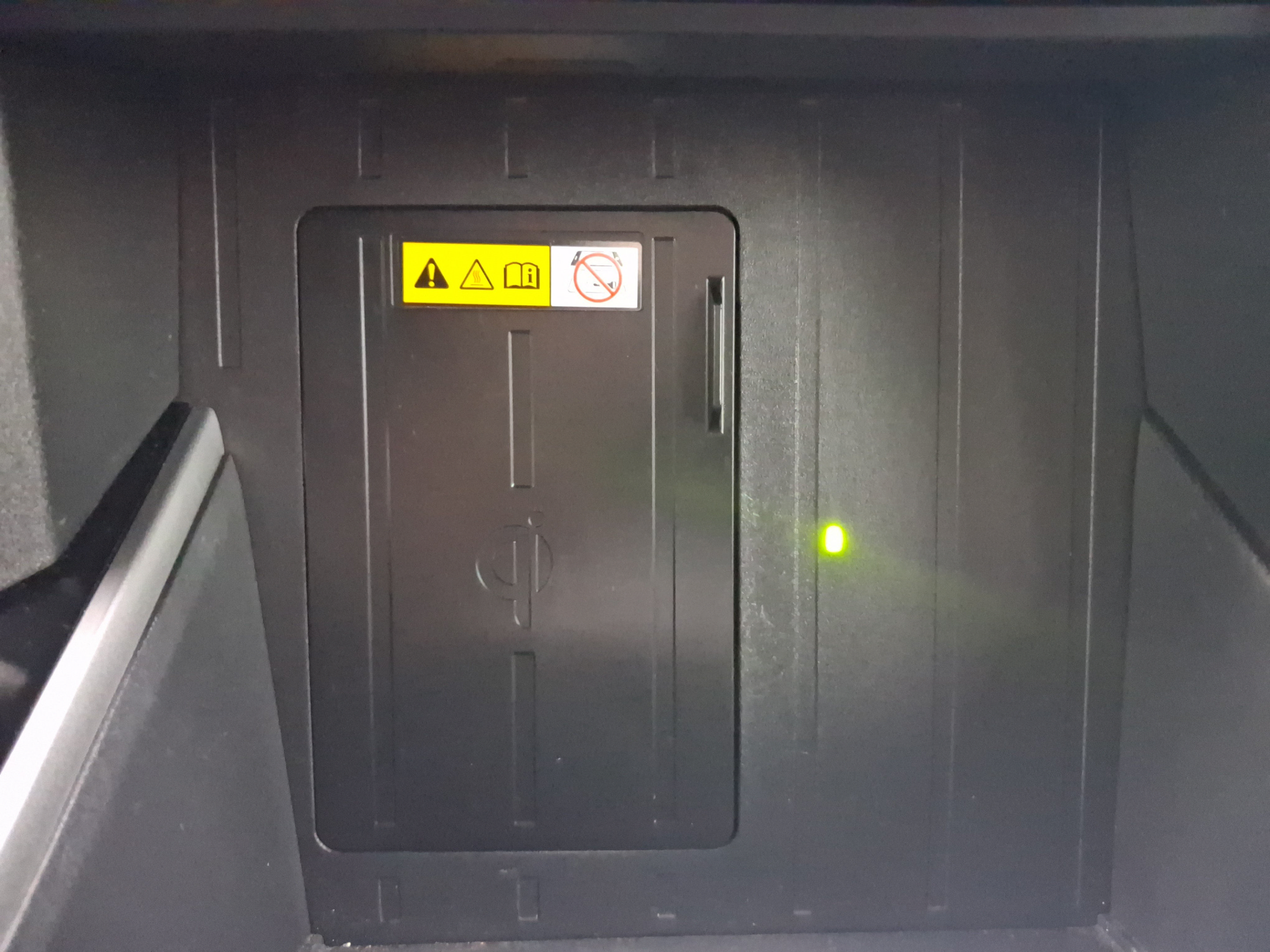 Used 2024 Toyota Sequoia Platinum RWD image 16