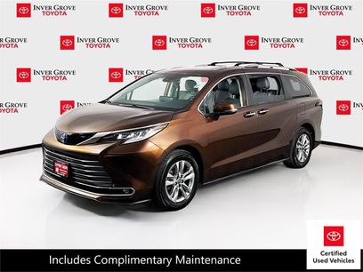 Certified 2022 Toyota Sienna Limited