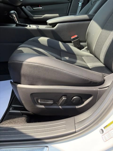 Certified 2025 MAZDA CX-50 AWD 2.5 S w/ Accent Package image 13