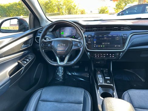 Used 2022 Chevrolet Bolt EUV Premier image 23