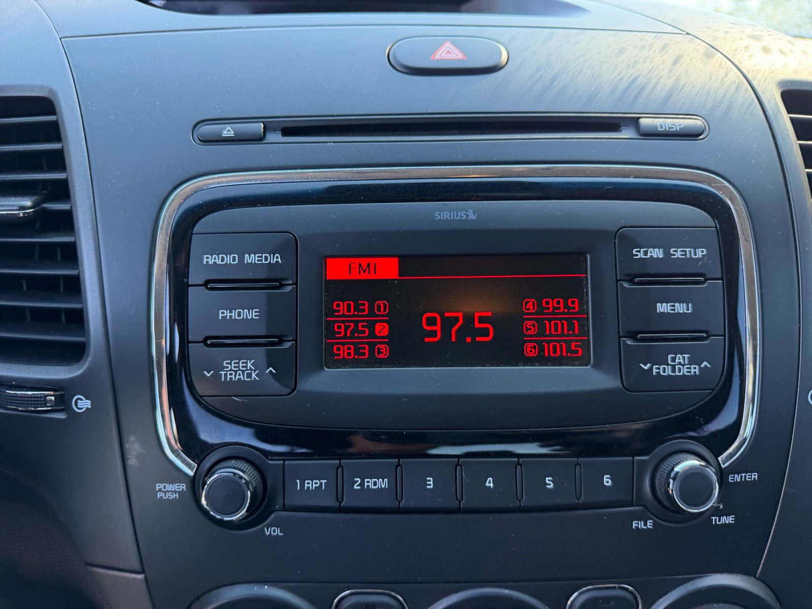 Used 2018 Kia Forte LX FWD image 22